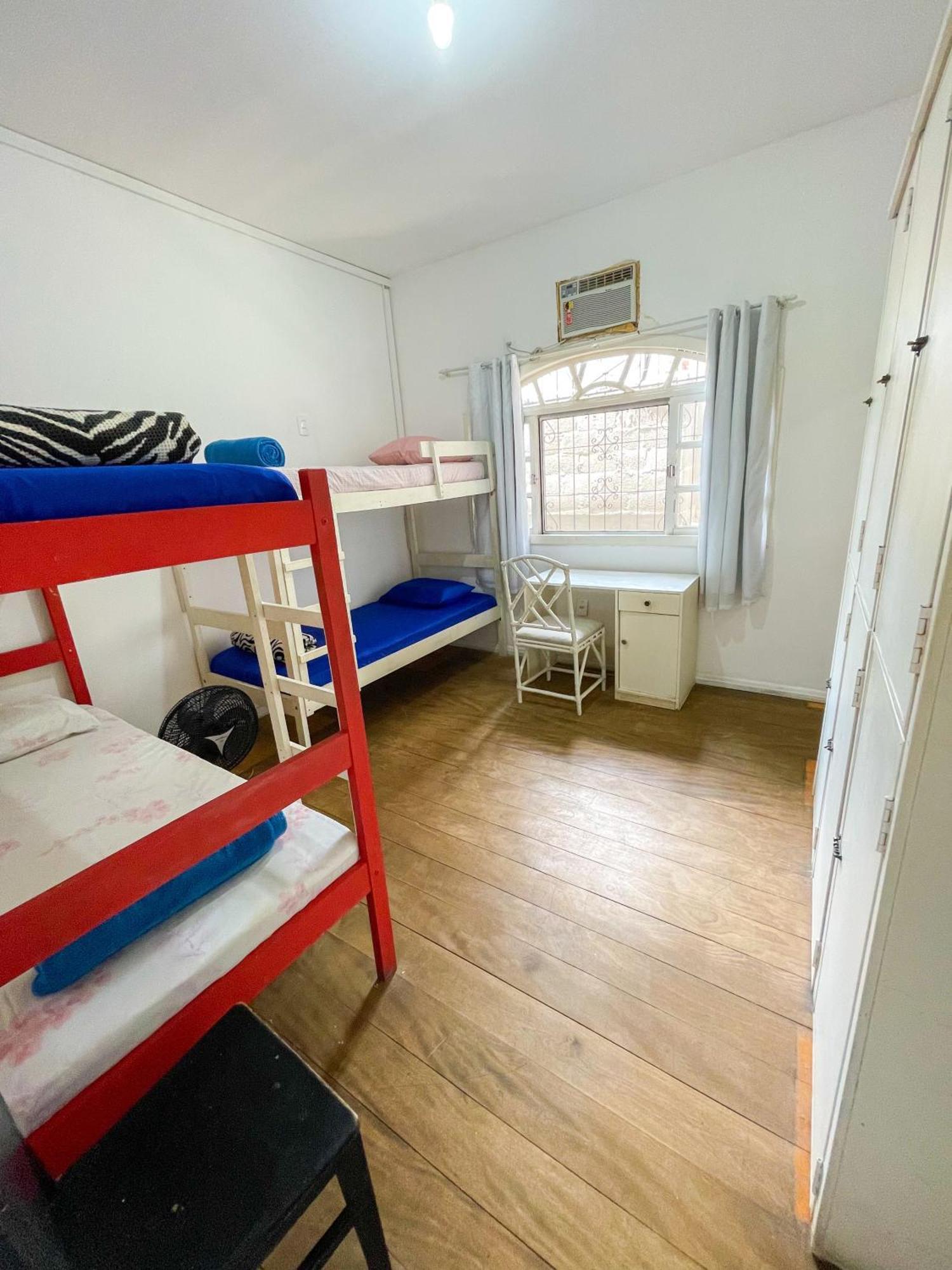 Onca Da Praia Hostel Vitória Eksteriør billede
